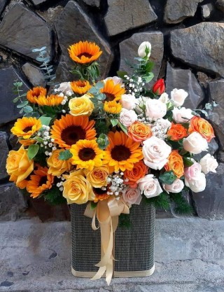 Tan Uyen Congratulation Flower Basket 11