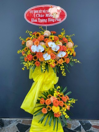 Bac Tan Uyen Congratulation Flower Shelf 06
